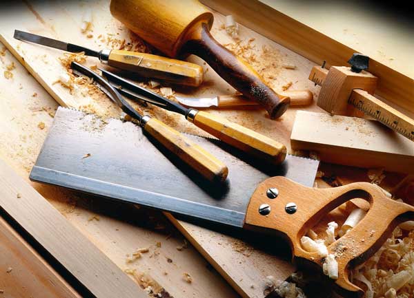 Outillage bois : outil de menuisier pour travailler bois à la main !